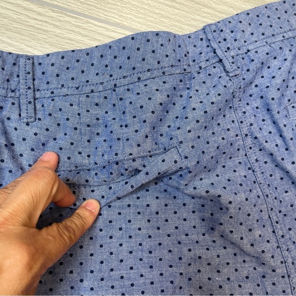 Talbots Girlfriend Chino Blue Chambray Dots Flat Front Cotton Shorts Size 14 - Picture 4 of 11